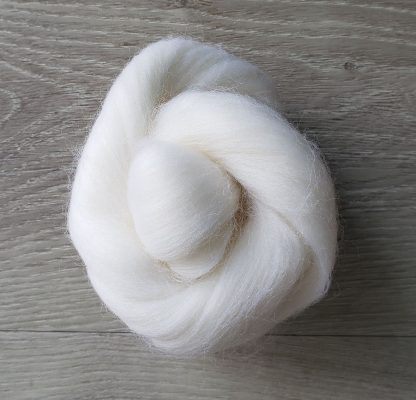 White wool roving
