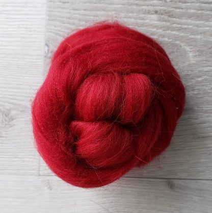 Cranberry wool roving