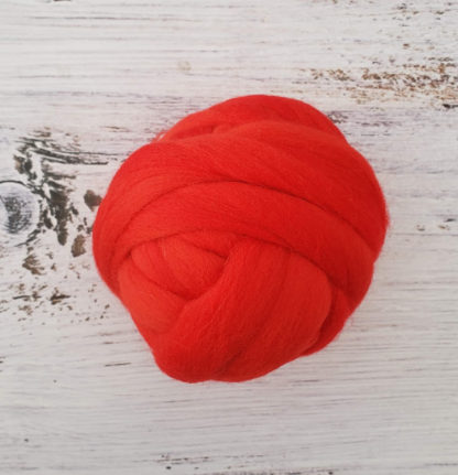 Red wool roving