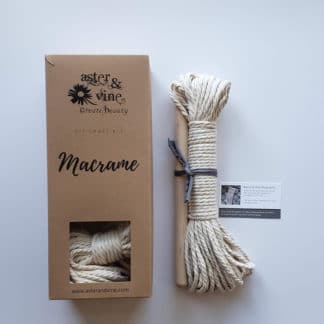 small macrame wallhanging kit