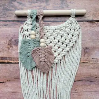 feather wall hanging kit